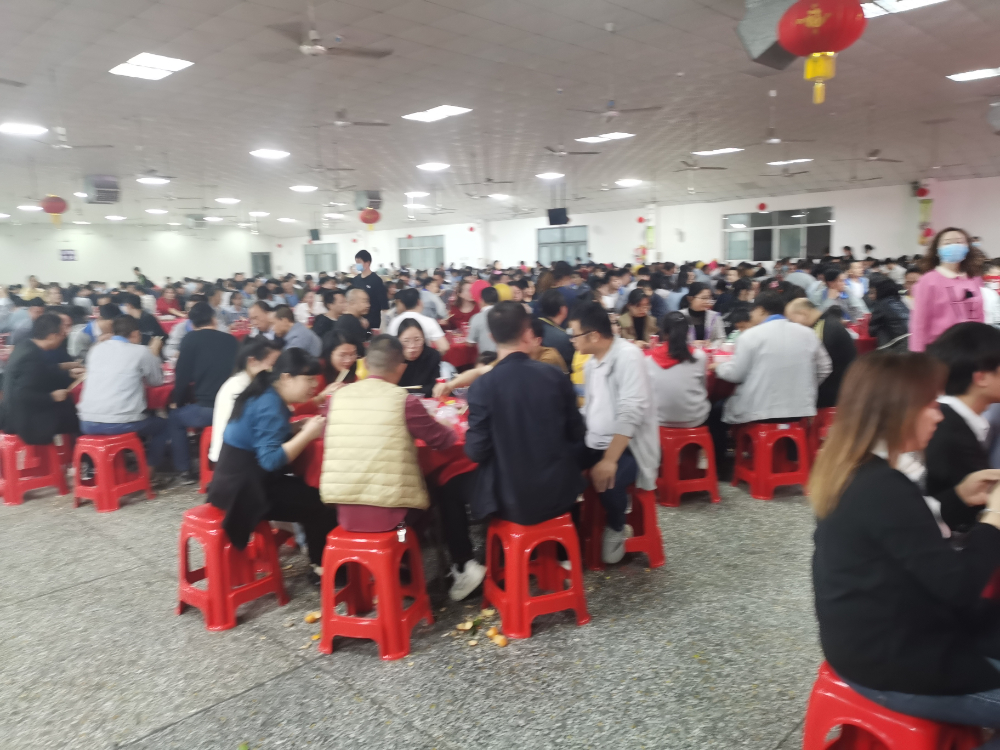 提升员工用餐满意度，选择江门承包食堂餐厅平台嘉粮餐饮助力工业园区高效运营