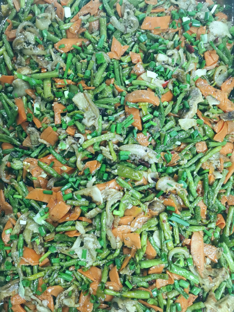 如何选择珠海工厂承包食堂厂家：嘉粮餐饮的专业优势